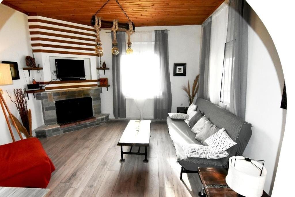 Casa Katina , Villa In Lagana, Agrilia Area Laganas Eksteriør billede